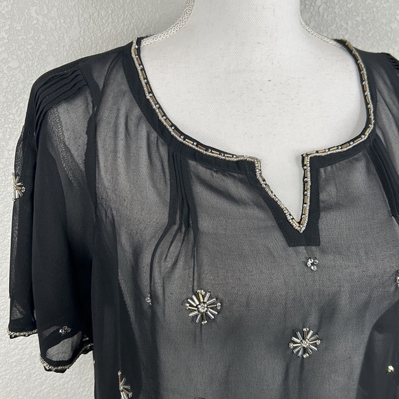 Carmen Marc Valvo Goth Black Sheer Gold & Silver Beaded V-Neck Top Size XS - Picture 2 of 5